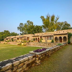 Neemrana'S - Hill Fort - Kesroli
